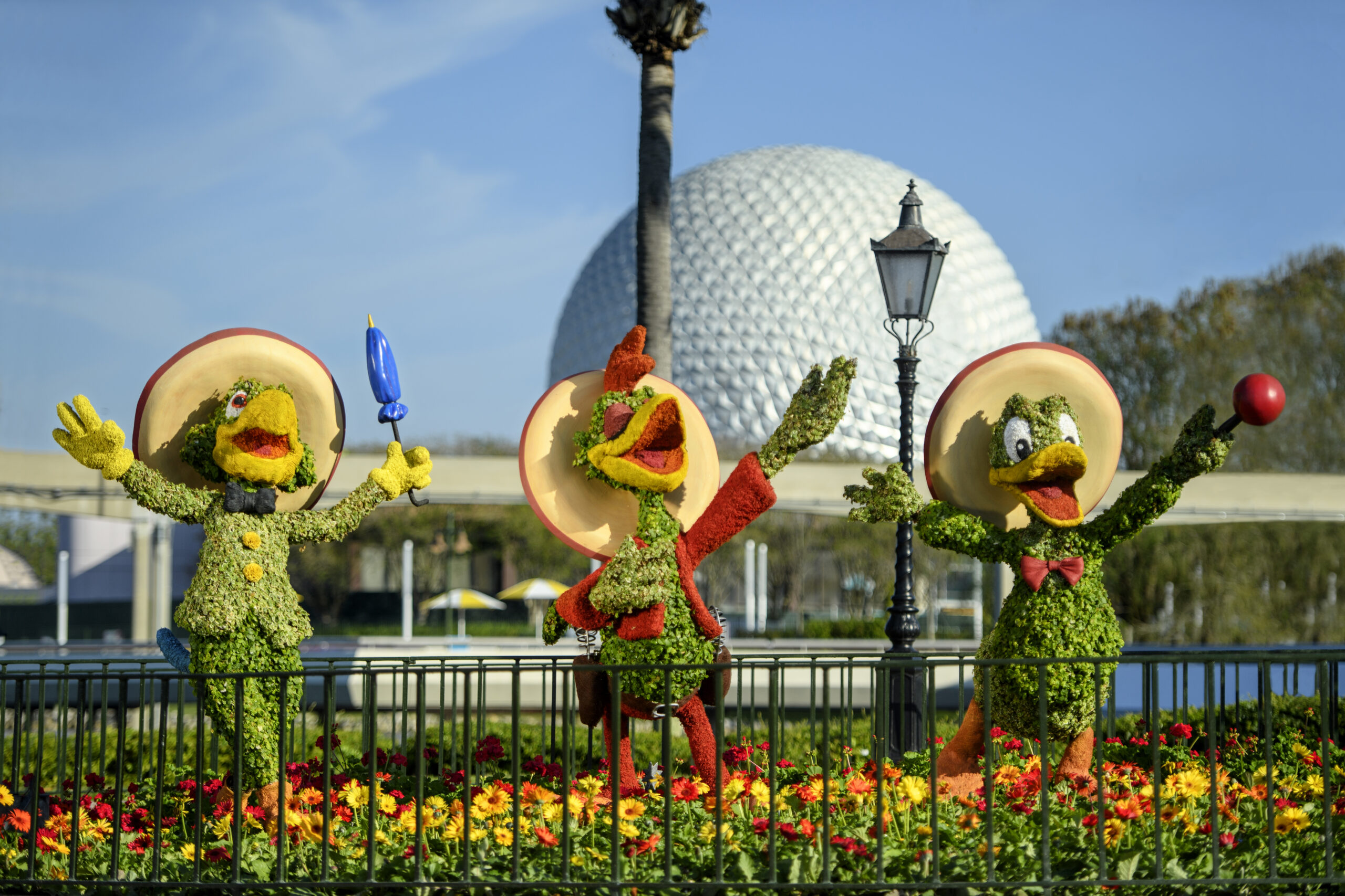 Guide to Character Topiaries at the 2022 EPCOT International Flower & Garden Festival